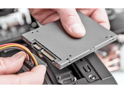 Ako si vybrať SSD disk: jednoduchý sprievodca bez odborného jazyka
